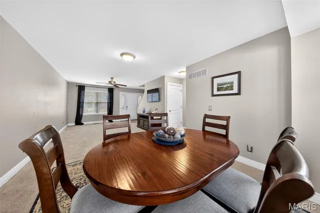 $330,000 | 1075 Fenton Park Drive, Fenton, MO 63026