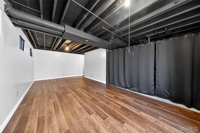 $330,000 | 1075 Fenton Park Drive, Fenton, MO 63026