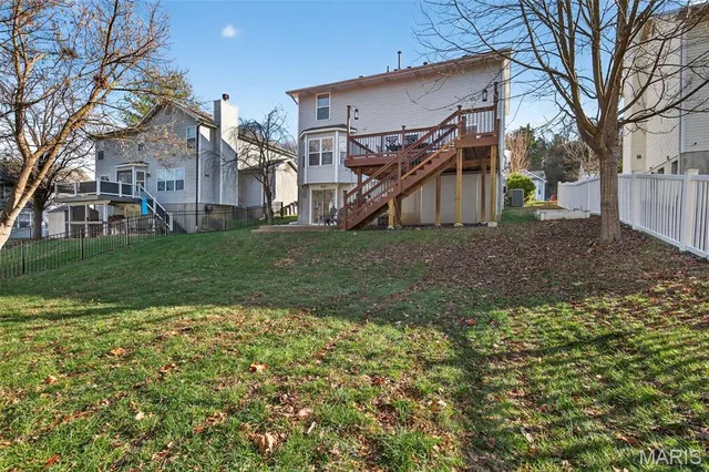 $330,000 | 1075 Fenton Park Drive, Fenton, MO 63026