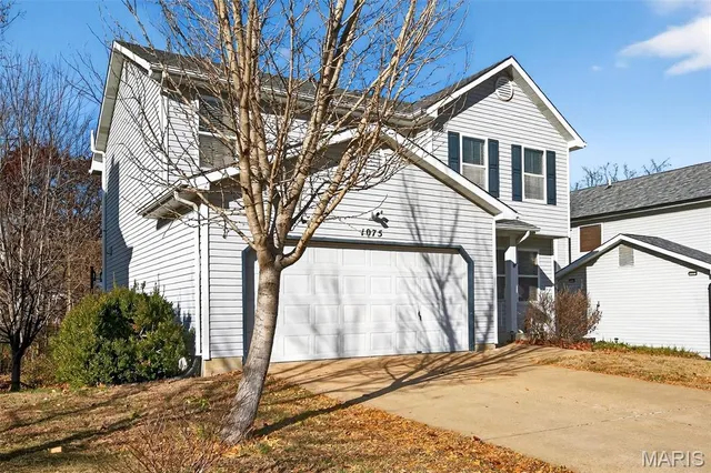 $330,000 | 1075 Fenton Park Drive, Fenton, MO 63026