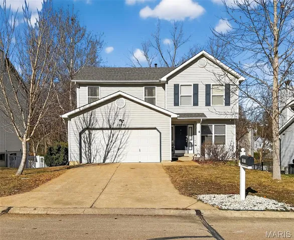 $330,000 | 1075 Fenton Park Drive, Fenton, MO 63026