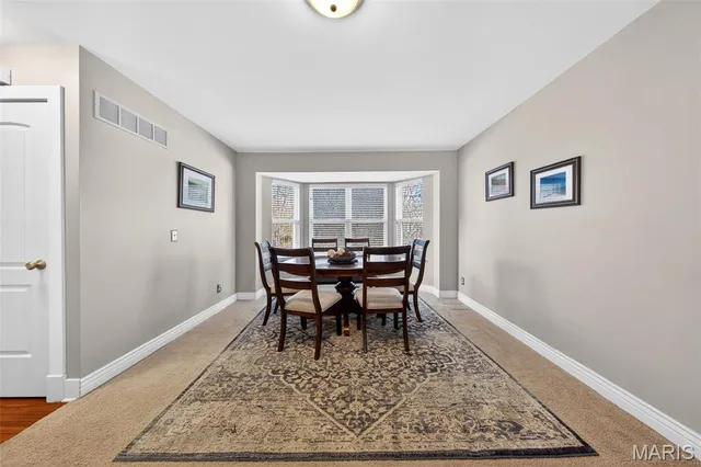 $330,000 | 1075 Fenton Park Drive, Fenton, MO 63026