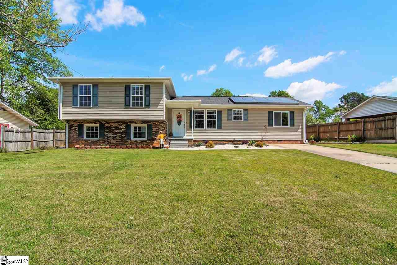 207 Brookmere Road Simpsonville, SC 29681 - Photo 2 of 29 Gallery Image 2