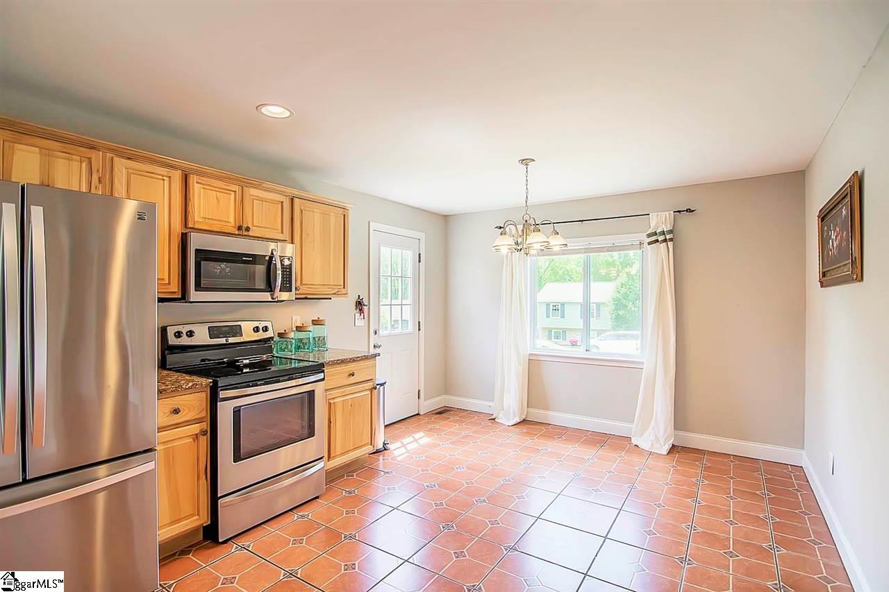 207 Brookmere Road Simpsonville, SC 29681 - Photo 11 of 29 Gallery Image 11
