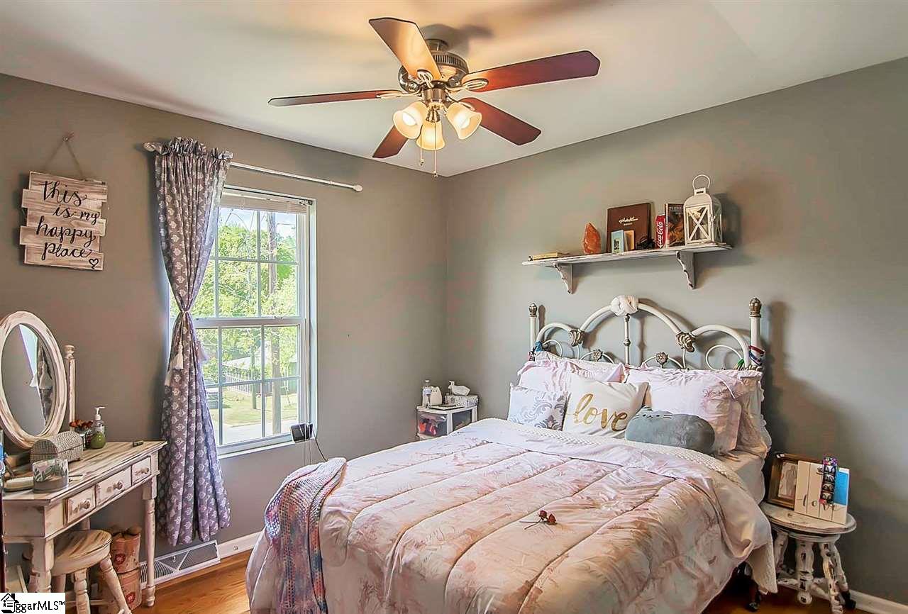 207 Brookmere Road Simpsonville, SC 29681 - Photo 14 of 29 Gallery Image 14