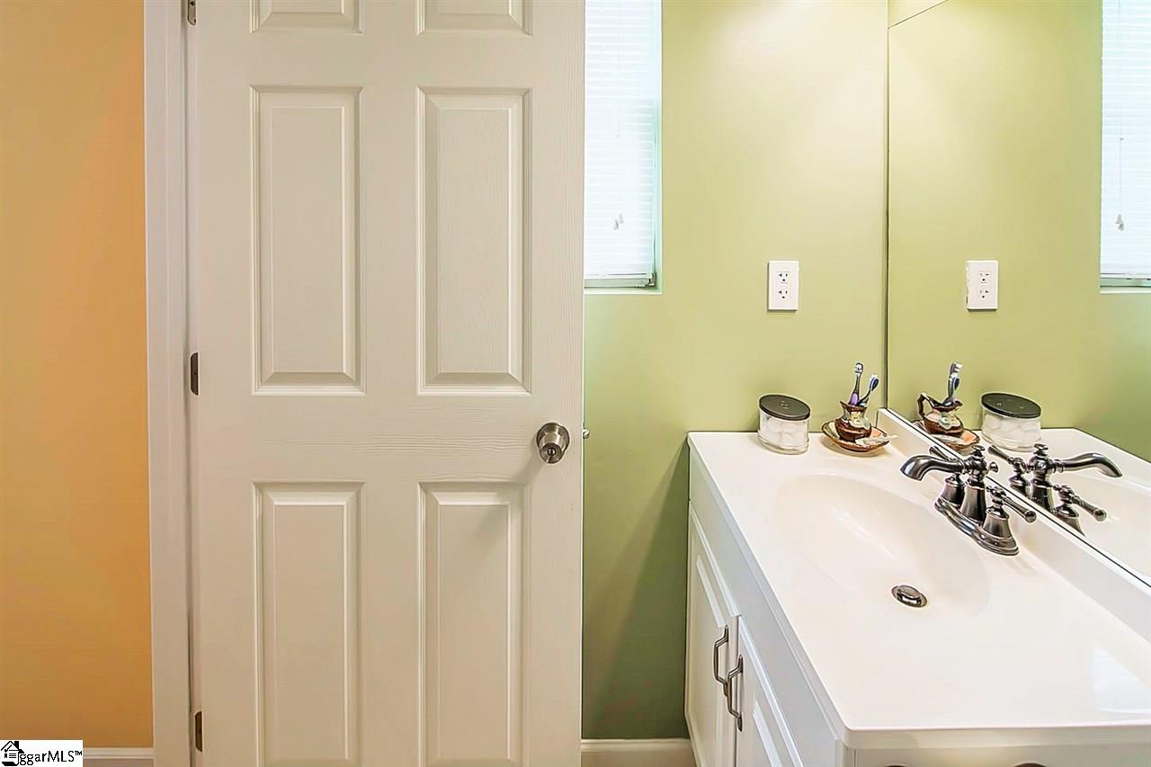 207 Brookmere Road Simpsonville, SC 29681 - Photo 18 of 29 Gallery Image 18