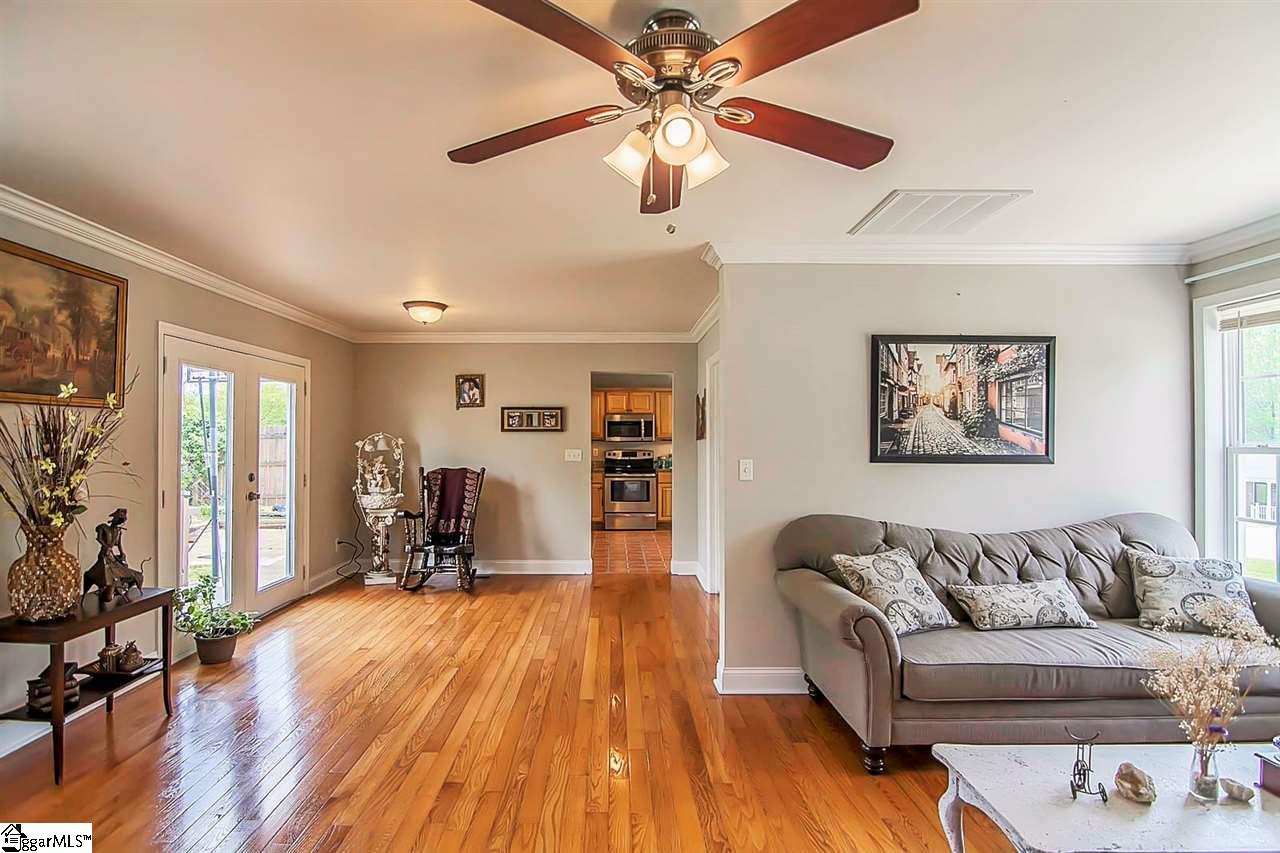 207 Brookmere Road Simpsonville, SC 29681 - Photo 7 of 29 Gallery Image 7