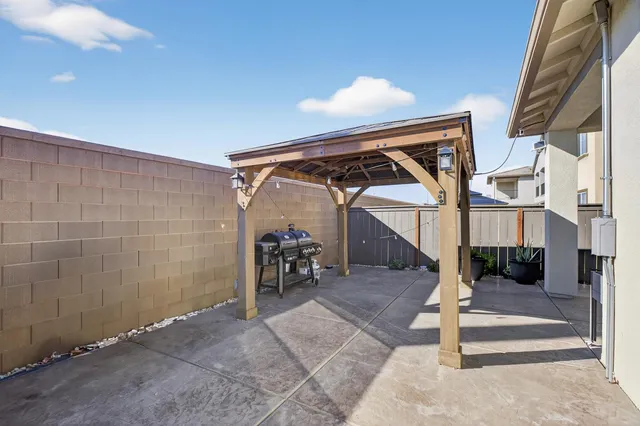 a view of a porch with furniture
