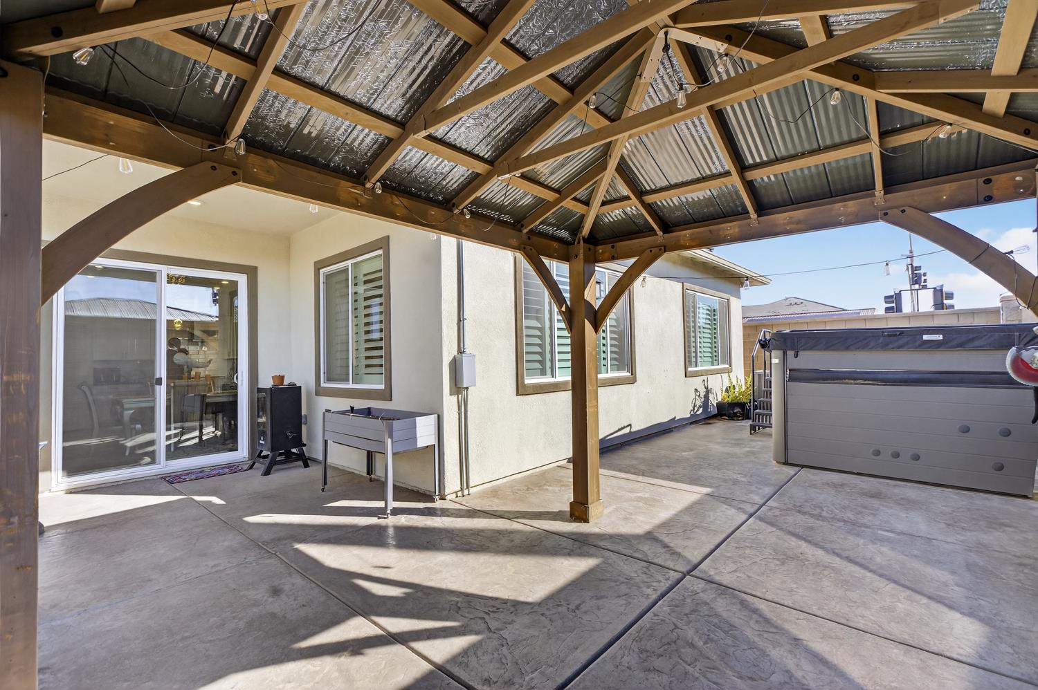 5603 Drifton Way Sacramento, CA 95835 - Photo 42 of 49 a view of a porch with furniture