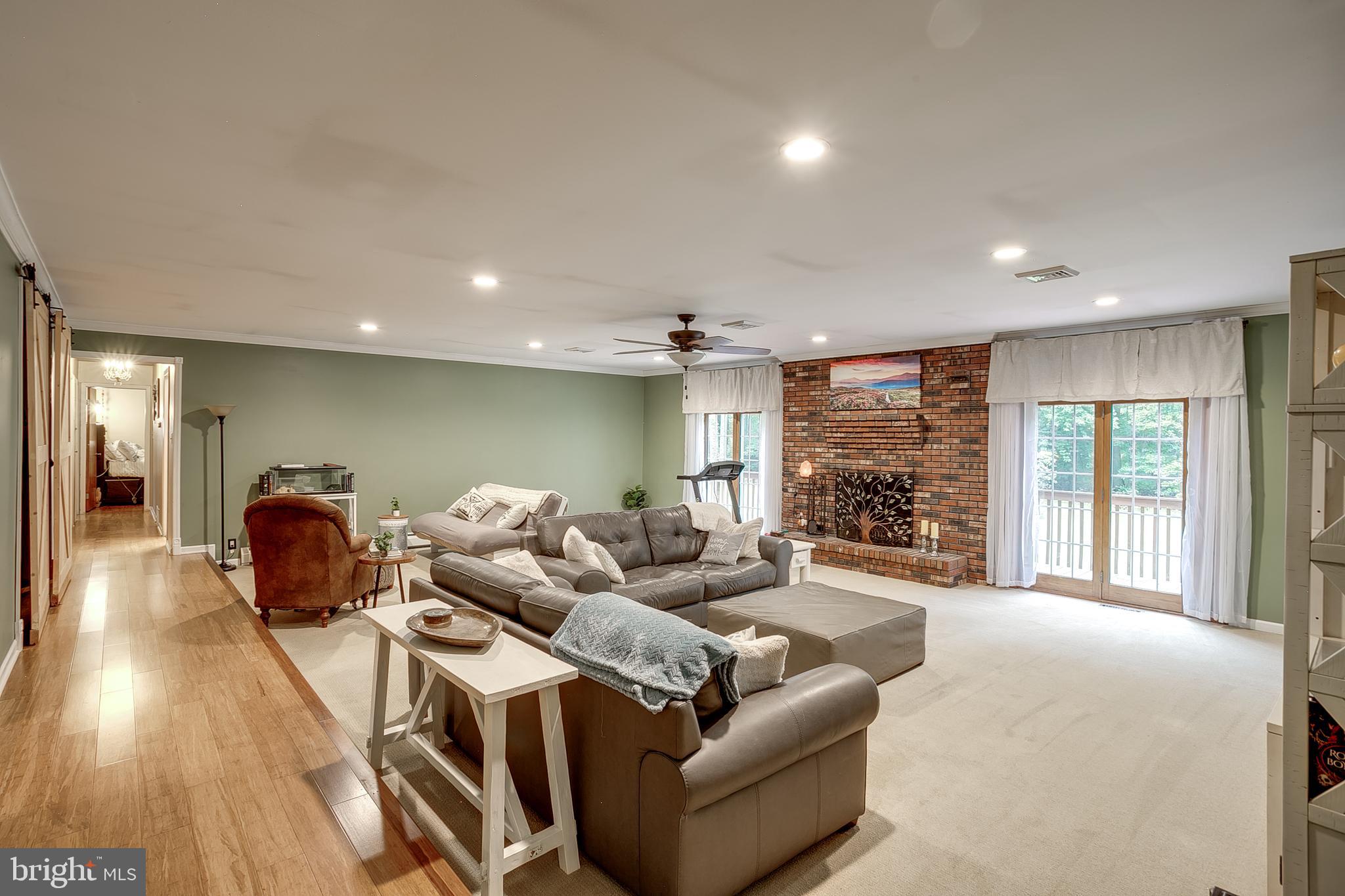 460 Pemberton Bypass Pemberton, NJ 08068 - Photo 13 of 41 Great Room