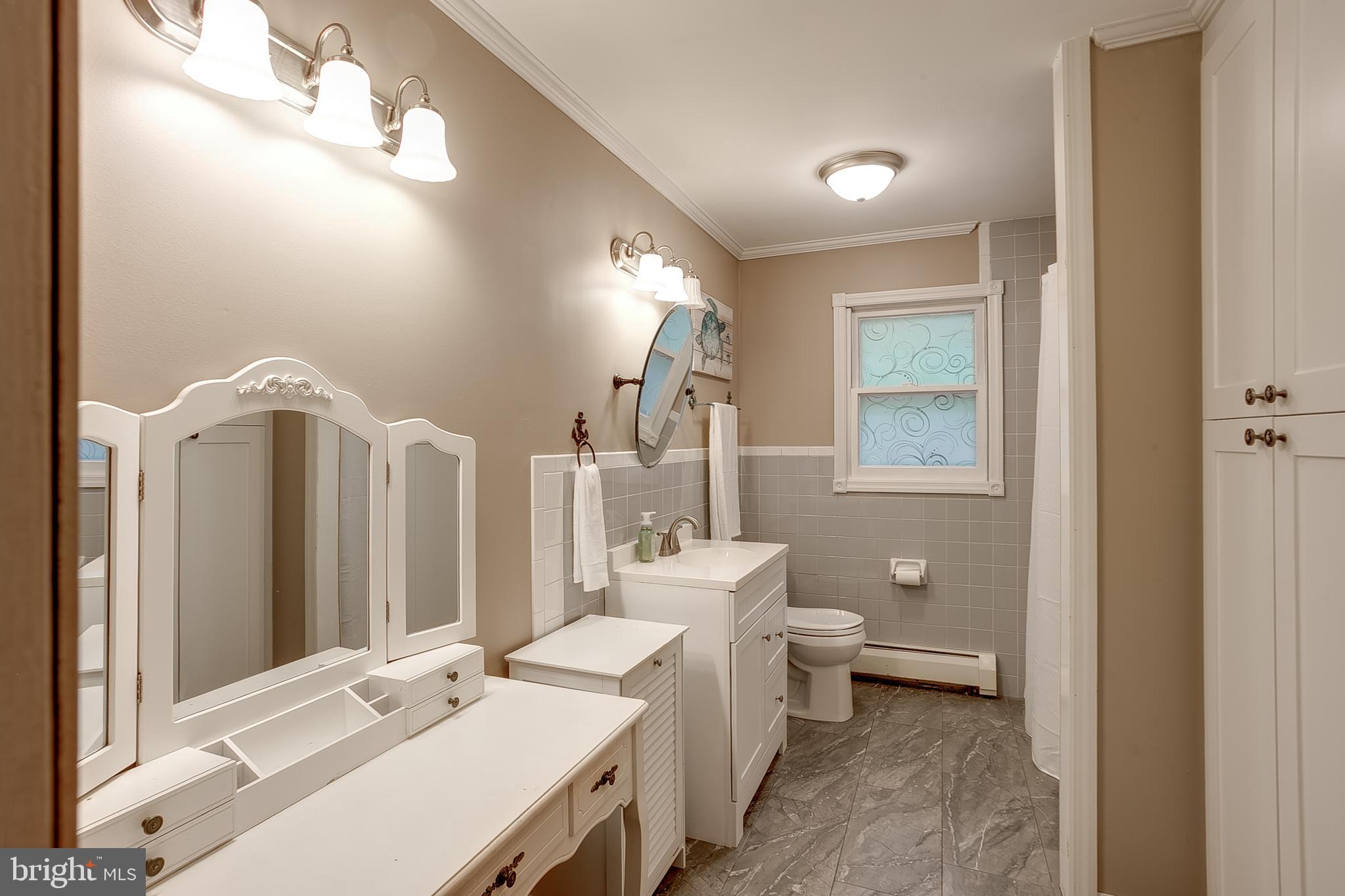 460 Pemberton Bypass Pemberton, NJ 08068 - Photo 25 of 41 Bathroom