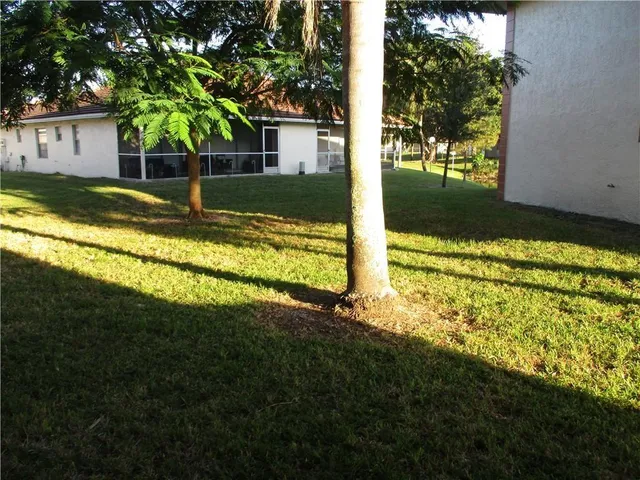 $2,650 | 9905 Three Lakes Circle, Unit 12D, Boca Raton, FL 33428