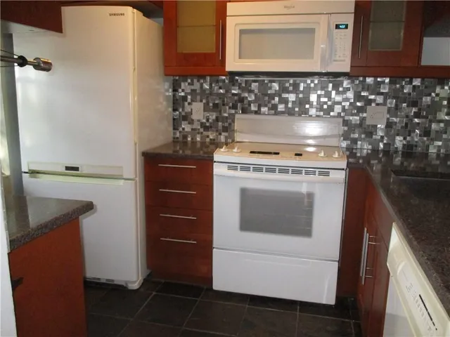 $2,650 | 9905 Three Lakes Circle, Unit 12D, Boca Raton, FL 33428