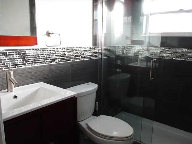 $2,650 | 9905 Three Lakes Circle, Unit 12D, Boca Raton, FL 33428