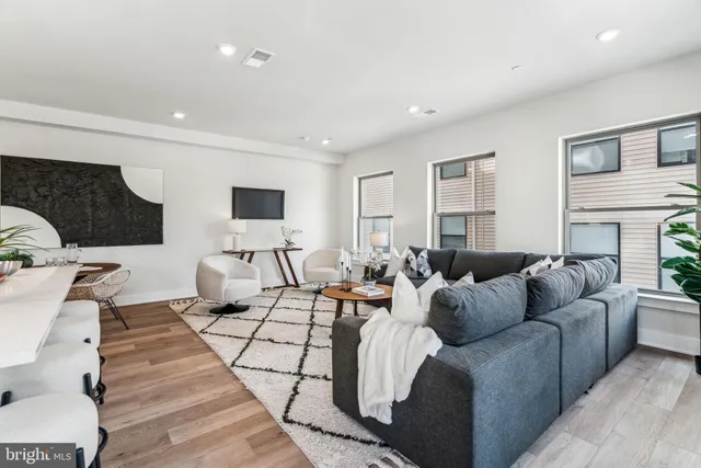 $425,000 | 3205 North 35th Street, Unit 10, Philadelphia, PA 19129