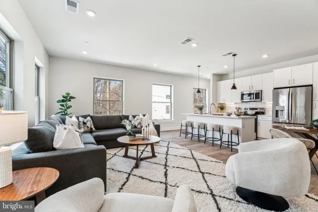 $425,000 | 3205 North 35th Street, Unit 10, Philadelphia, PA 19129