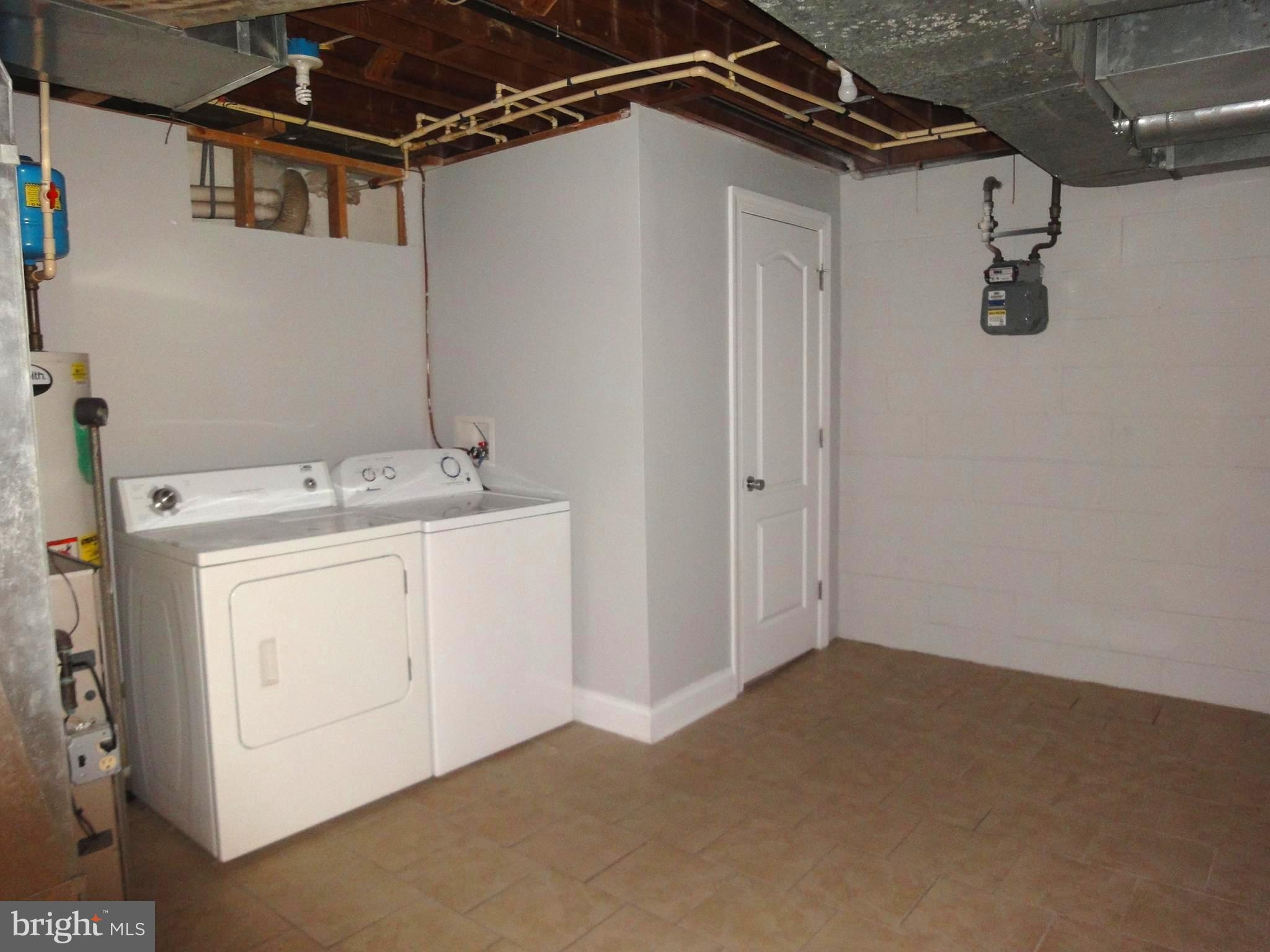 1803 Dunmere Road Baltimore, MD 21222 - Photo 9 of 14 Huge laundry and storage room.