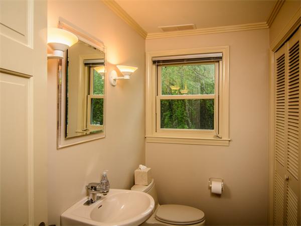 8 Jefferson Road Westborough, MA 01581 - Photo 16 of 30 Gallery Image 16