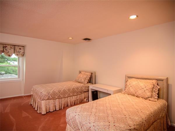 8 Jefferson Road Westborough, MA 01581 - Photo 26 of 30 Gallery Image 26