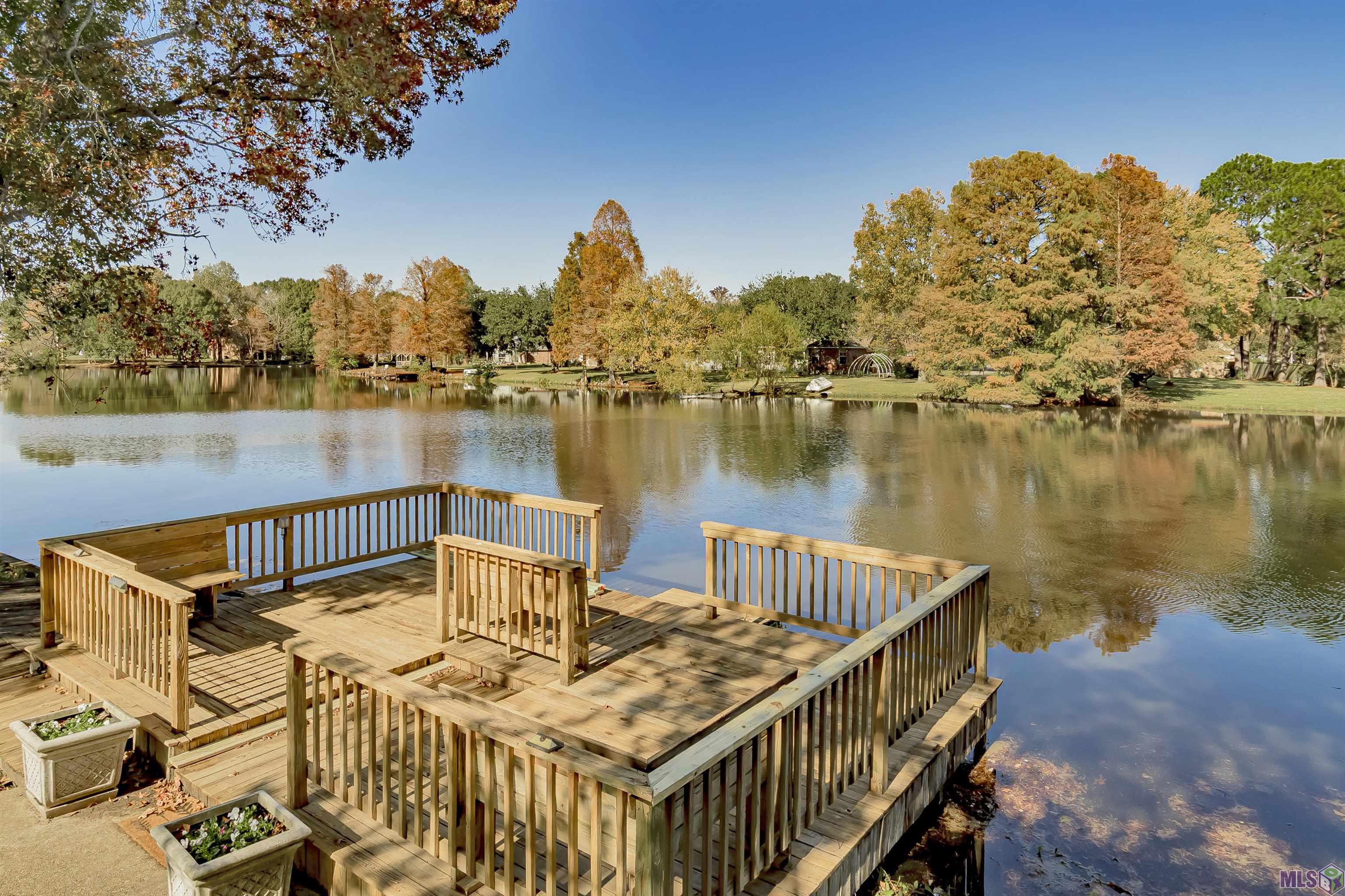 13725 Briarlake Avenue Baton Rouge, LA 70809 - Photo 3 of 35