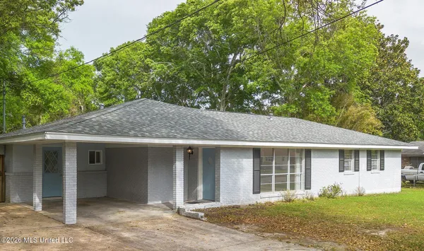 $265,000 | 323 Carter Road, Biloxi, MS 39531