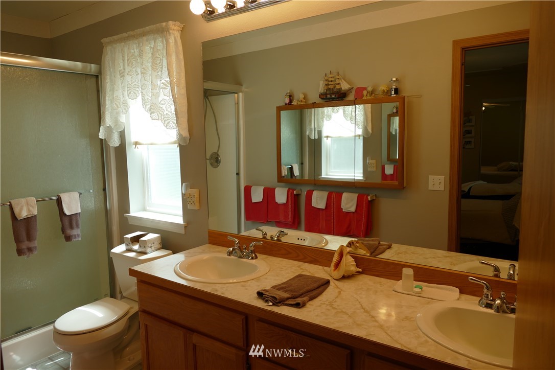 17411 Privet Court Southwest Rochester, WA 98579 - Photo 11 of 25