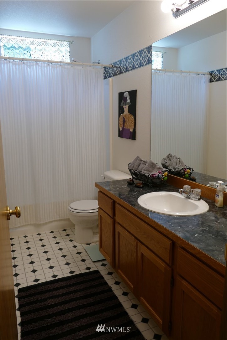 17411 Privet Court Southwest Rochester, WA 98579 - Photo 14 of 25