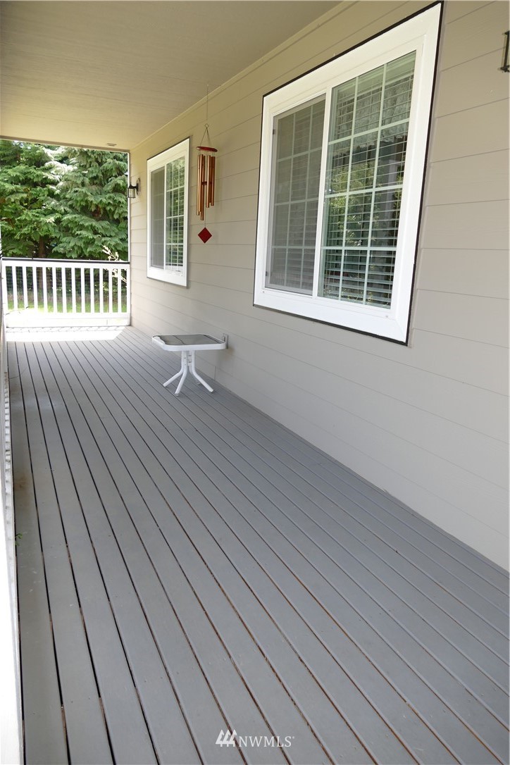 17411 Privet Court Southwest Rochester, WA 98579 - Photo 4 of 25
