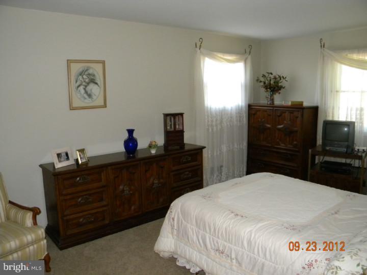 501 Barbara Road Fairless Hills, PA 19030 - Photo 15 of 25 Master Bedroom