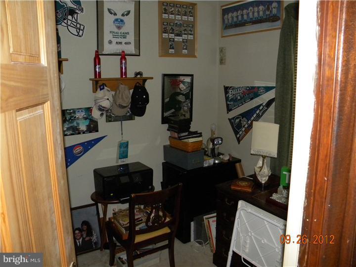 501 Barbara Road Fairless Hills, PA 19030 - Photo 22 of 25 Office / Study