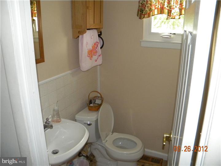 501 Barbara Road Fairless Hills, PA 19030 - Photo 23 of 25 Half Bath