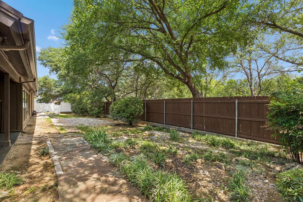 24 Legend Road Benbrook, TX 76132 - Photo 26 of 28 a view of a backyard