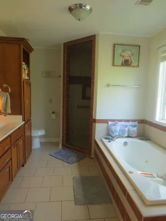 $324,000 | 445 Southside Drive, Lyons, GA 30436