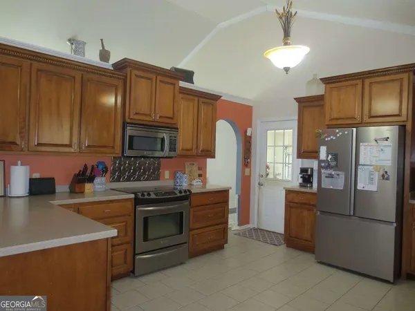 $324,000 | 445 Southside Drive, Lyons, GA 30436