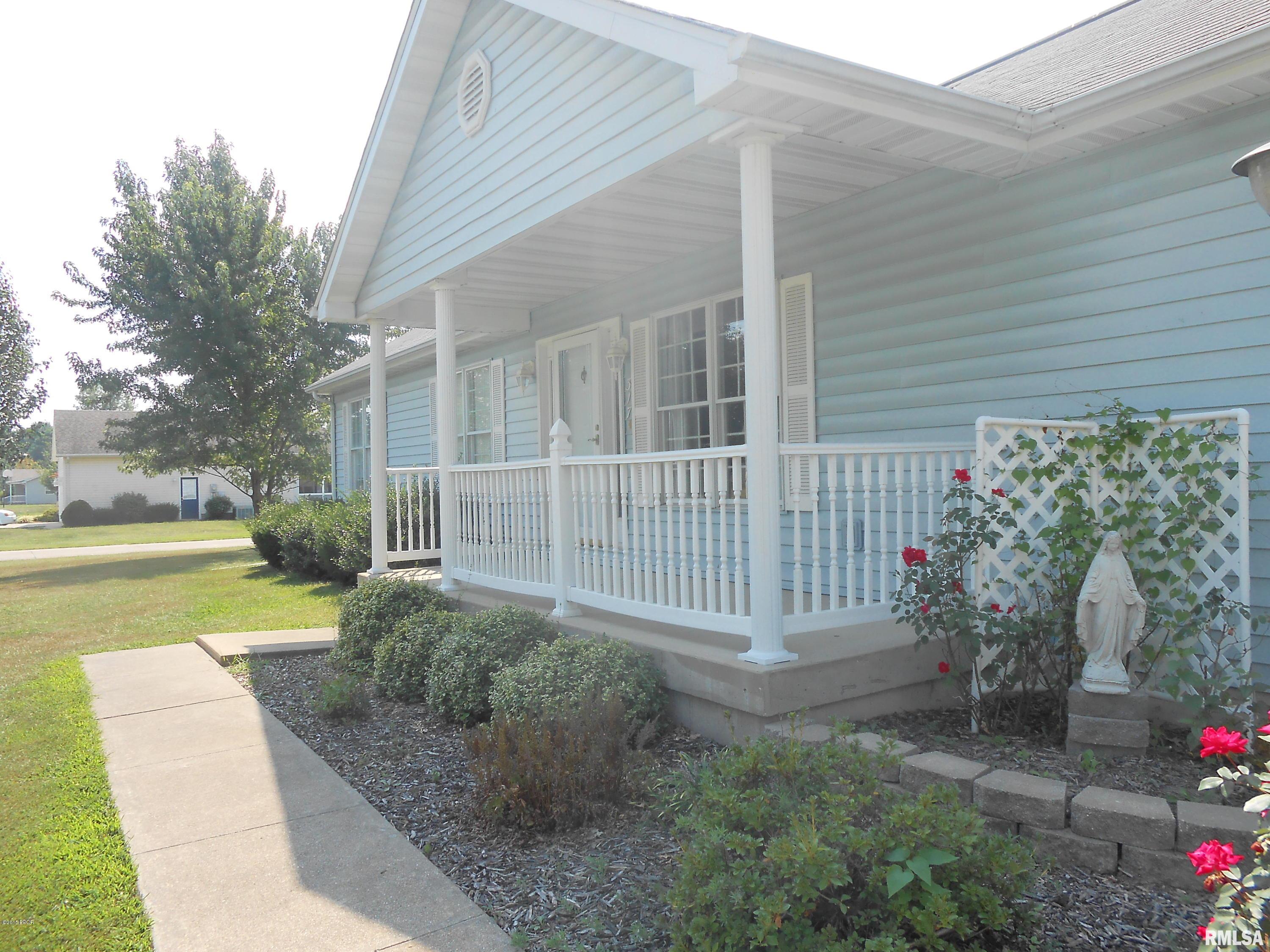 317 Roddy Road Salem, IL 62881 - Photo 28 of 33 Gallery Image 28