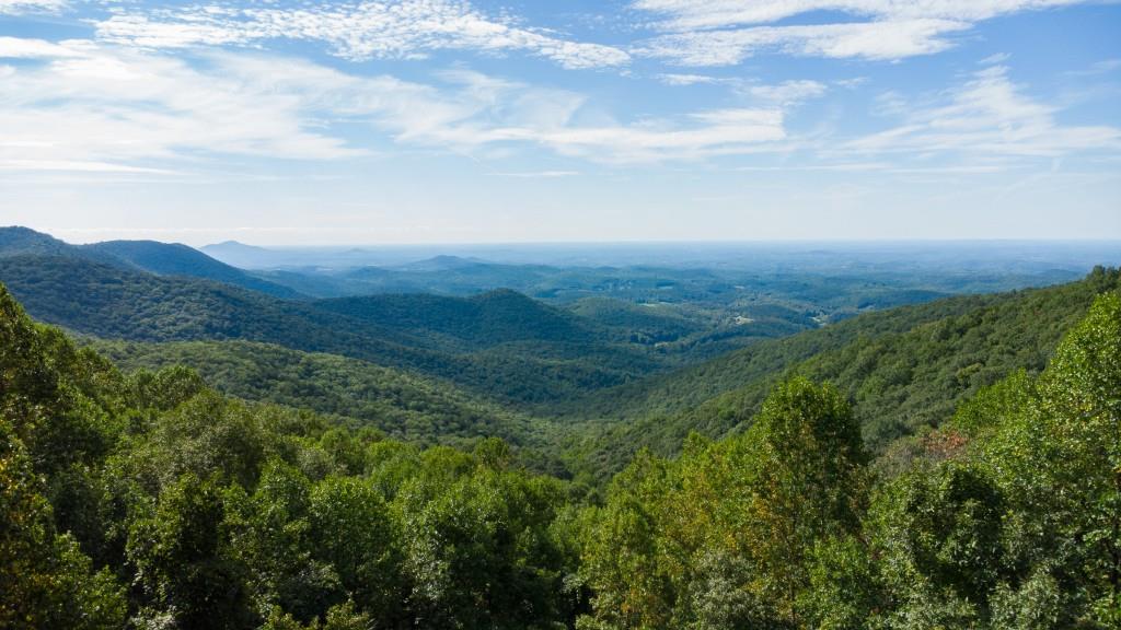 239 Glenn Elliott Road Suches, GA 30572 - Photo 15 of 28