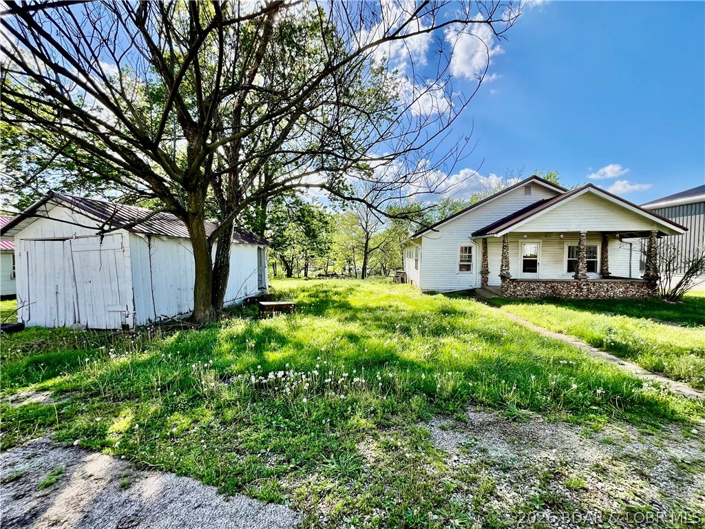 309 Elm Street Stover, MO 65078 - Photo 2 of 12