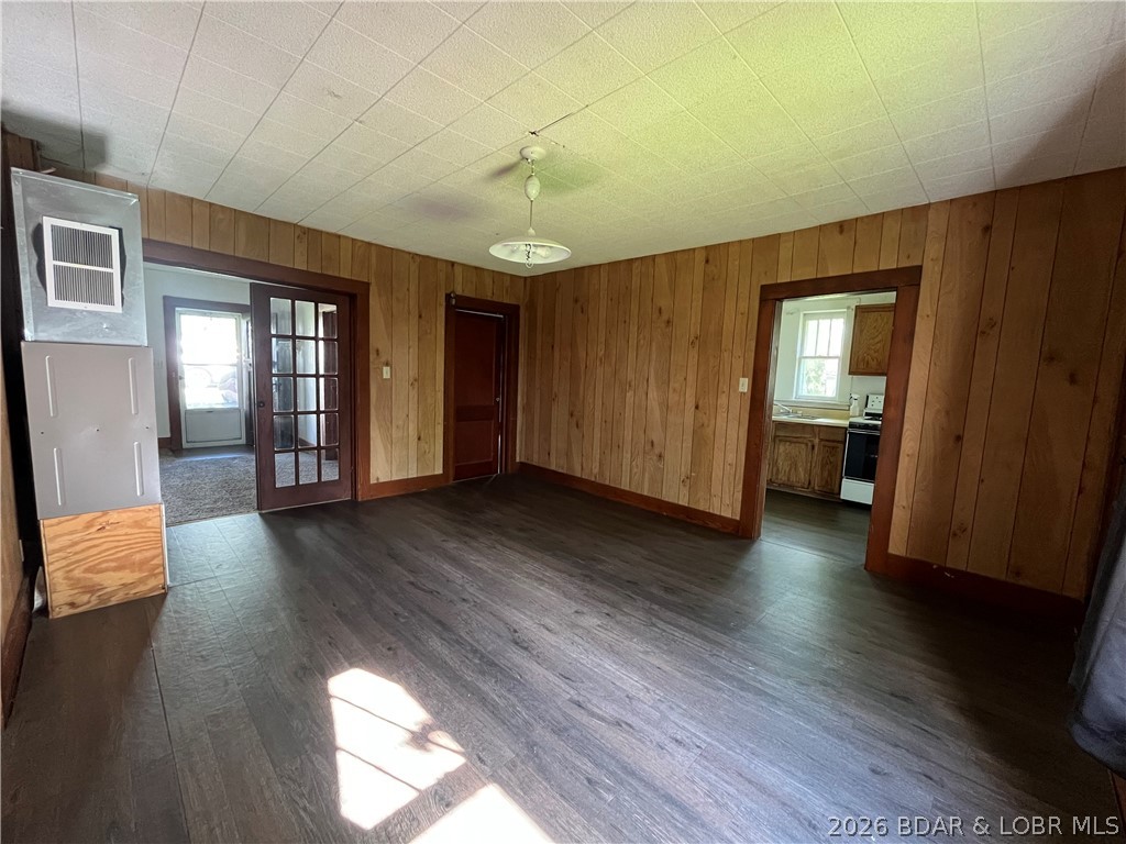 309 Elm Street Stover, MO 65078 - Photo 8 of 12