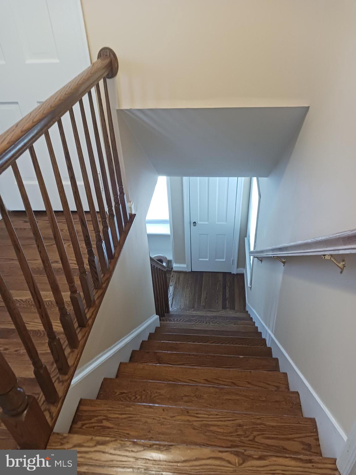 11110 Midvale Road Kensington, MD 20895 - Photo 30 of 32 stairs to main level