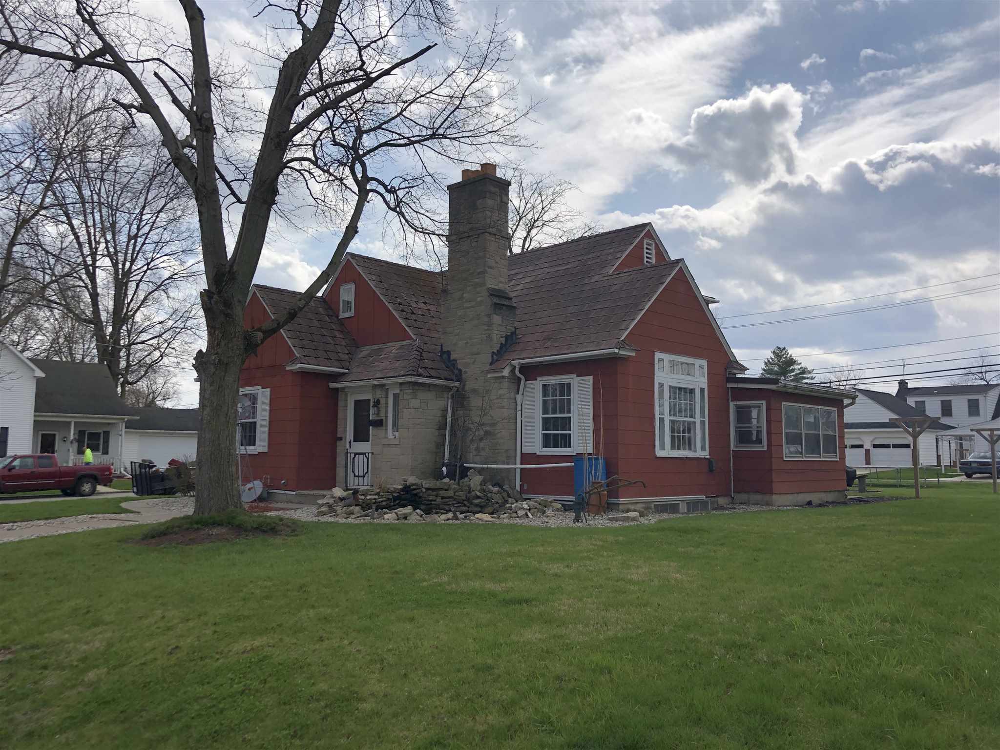 903 North 5th Street Decatur, IN 46733 - Photo 2 of 32