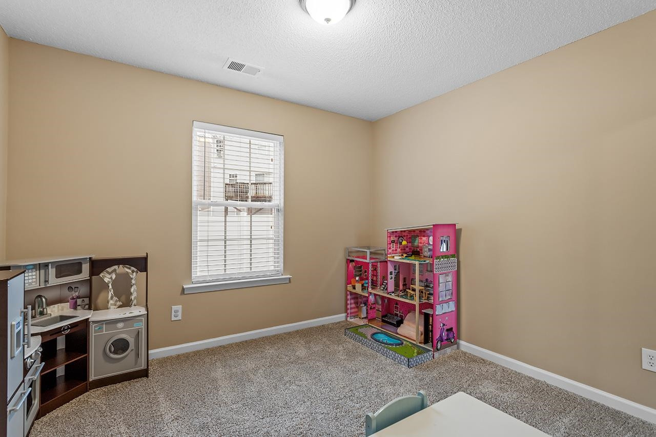 3515 Marshlane Way Raleigh, NC 27610 - Photo 13 of 30 Photo 15