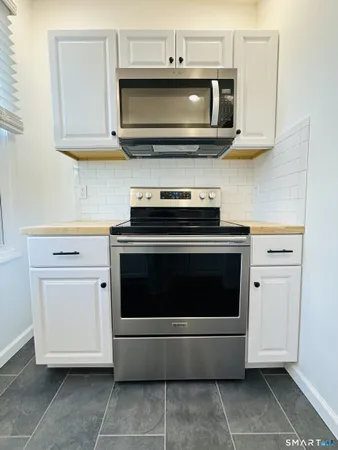 $2,150 | 67 Burke Street, Hamden, CT 06514