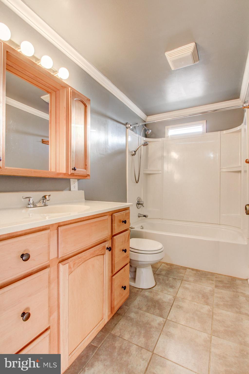 2182 Windsor Road Windsor, PA 17366 - Photo 15 of 26