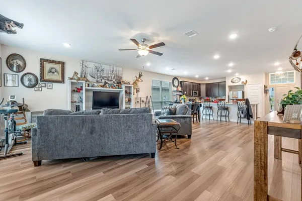 $316,999 | 1946 Chief Street, Bryan, TX 77807