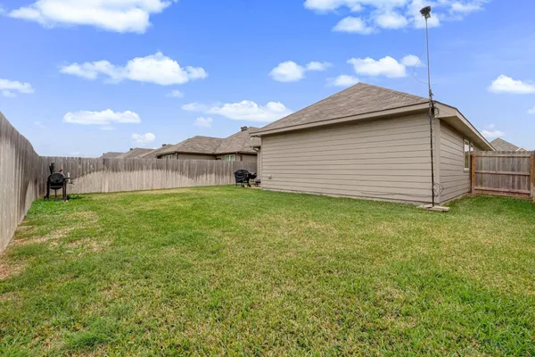 $316,999 | 1946 Chief Street, Bryan, TX 77807
