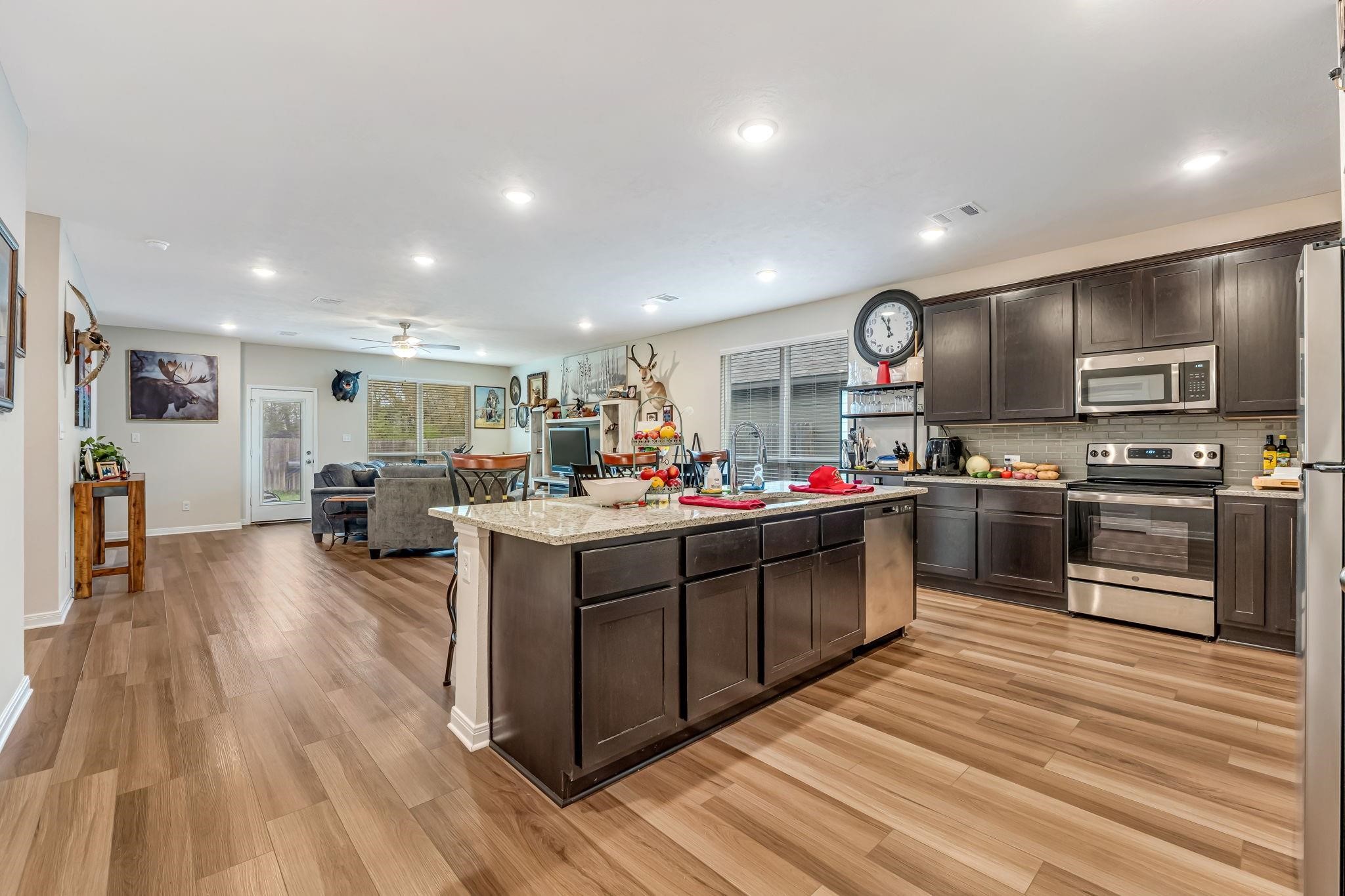 1946 Chief Street Bryan, TX 77807 - Photo 4 of 30