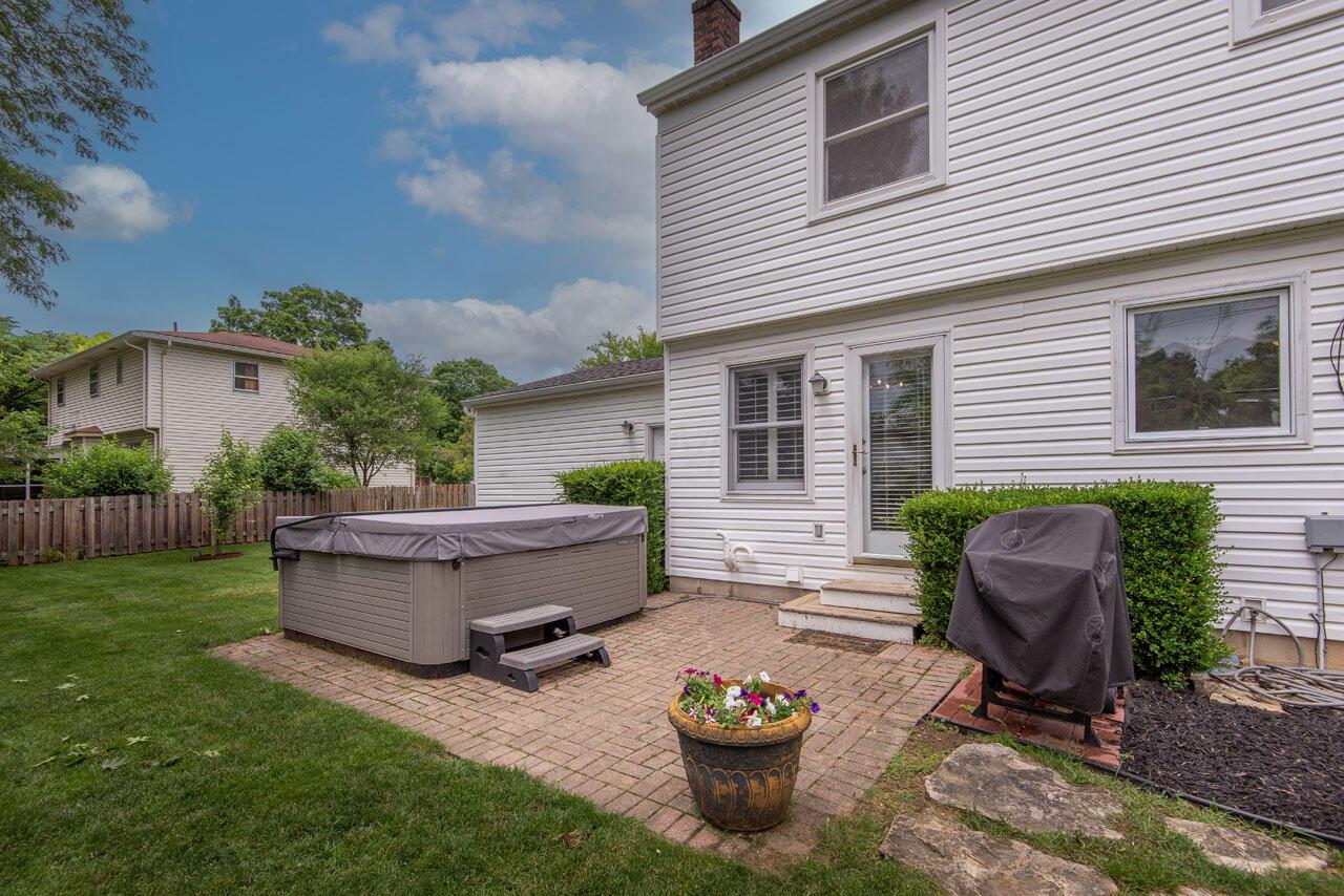 1283 Castleton Road North Columbus, OH 43220 - Photo 37 of 43 1283 Castleton Rd N-39