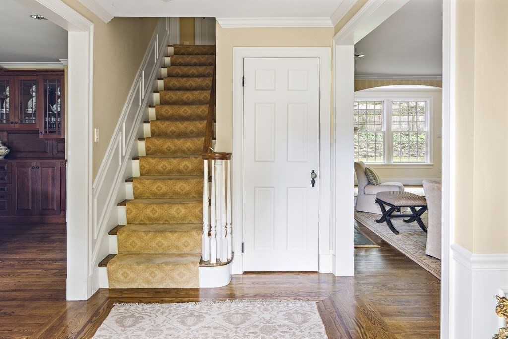 35 Rosalie Road Newton, MA 02459 - Photo 5 of 36 Gallery Image 5