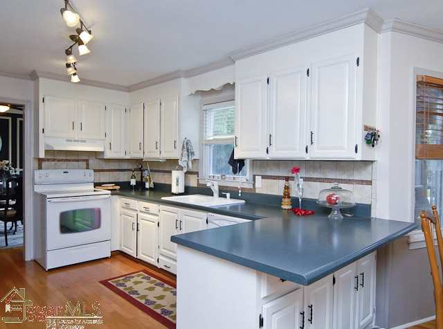 4 Colony Road Taylors, SC 29687 - Photo 9 of 25 Gallery Image 9