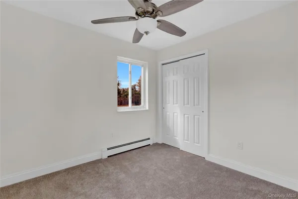 $629,900 | 7 Roan Lane, Riverhead, NY 11901